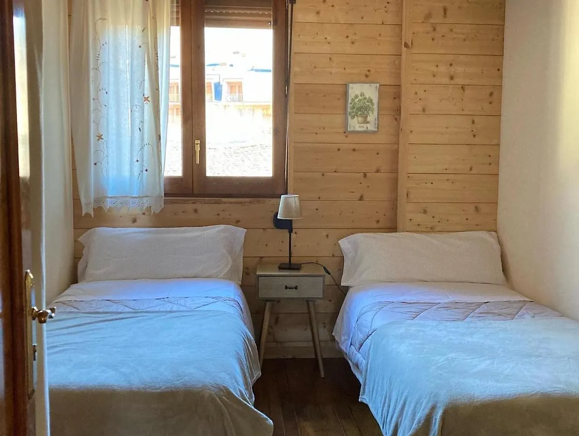 Cal Quimet Guest House Rialp Country house
