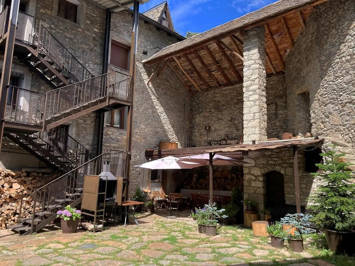 Cal Quimet Guest House Rialp 0*,  Spain