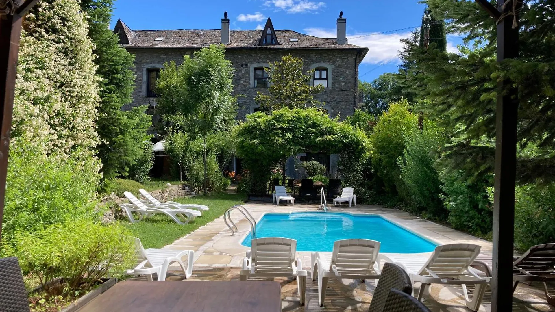 Country house Cal Quimet Guest House Rialp