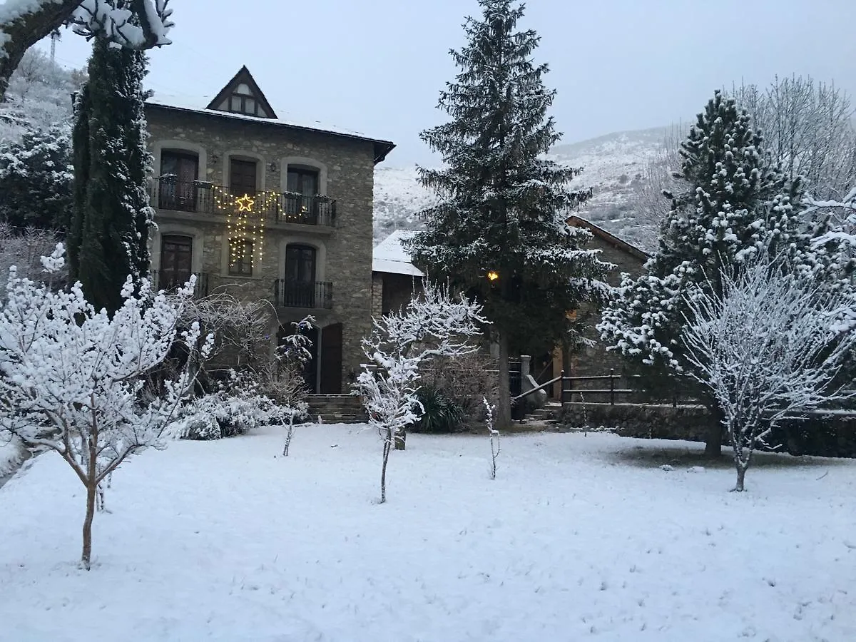 Cal Quimet Guest House Rialp Country house